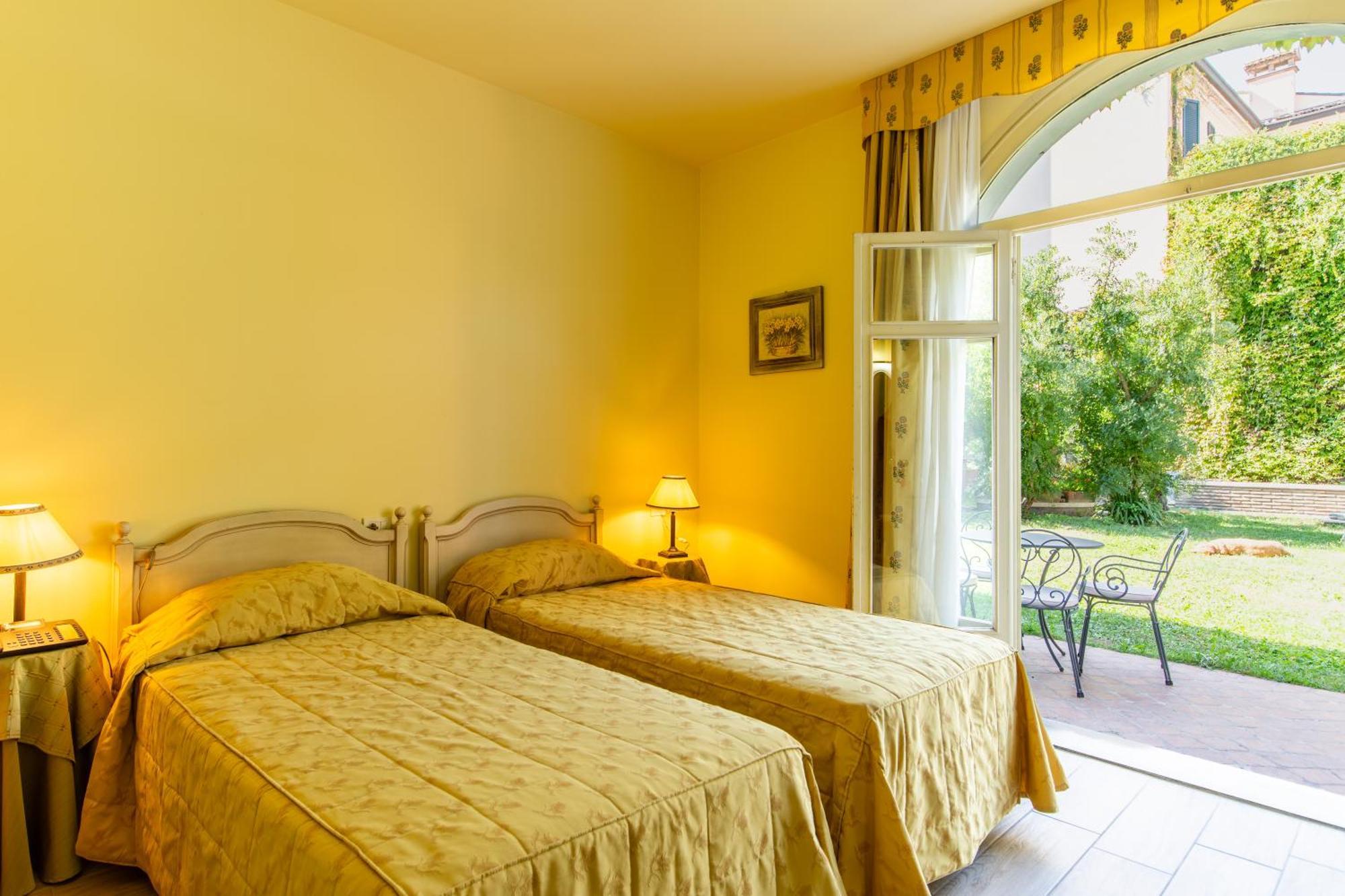 Hotel Sant'Andrea Равенна Экстерьер фото