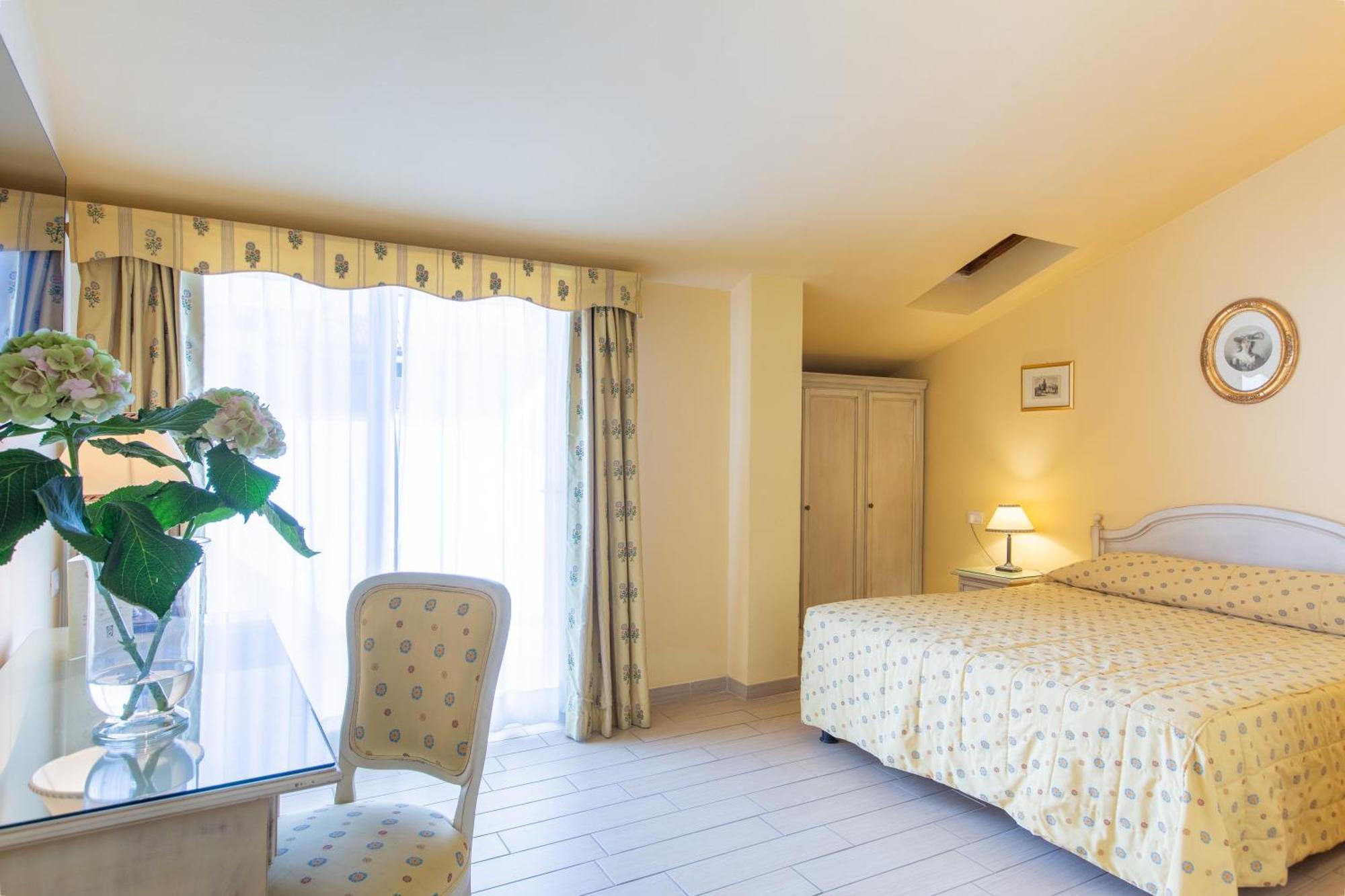 Hotel Sant'Andrea Равенна Экстерьер фото