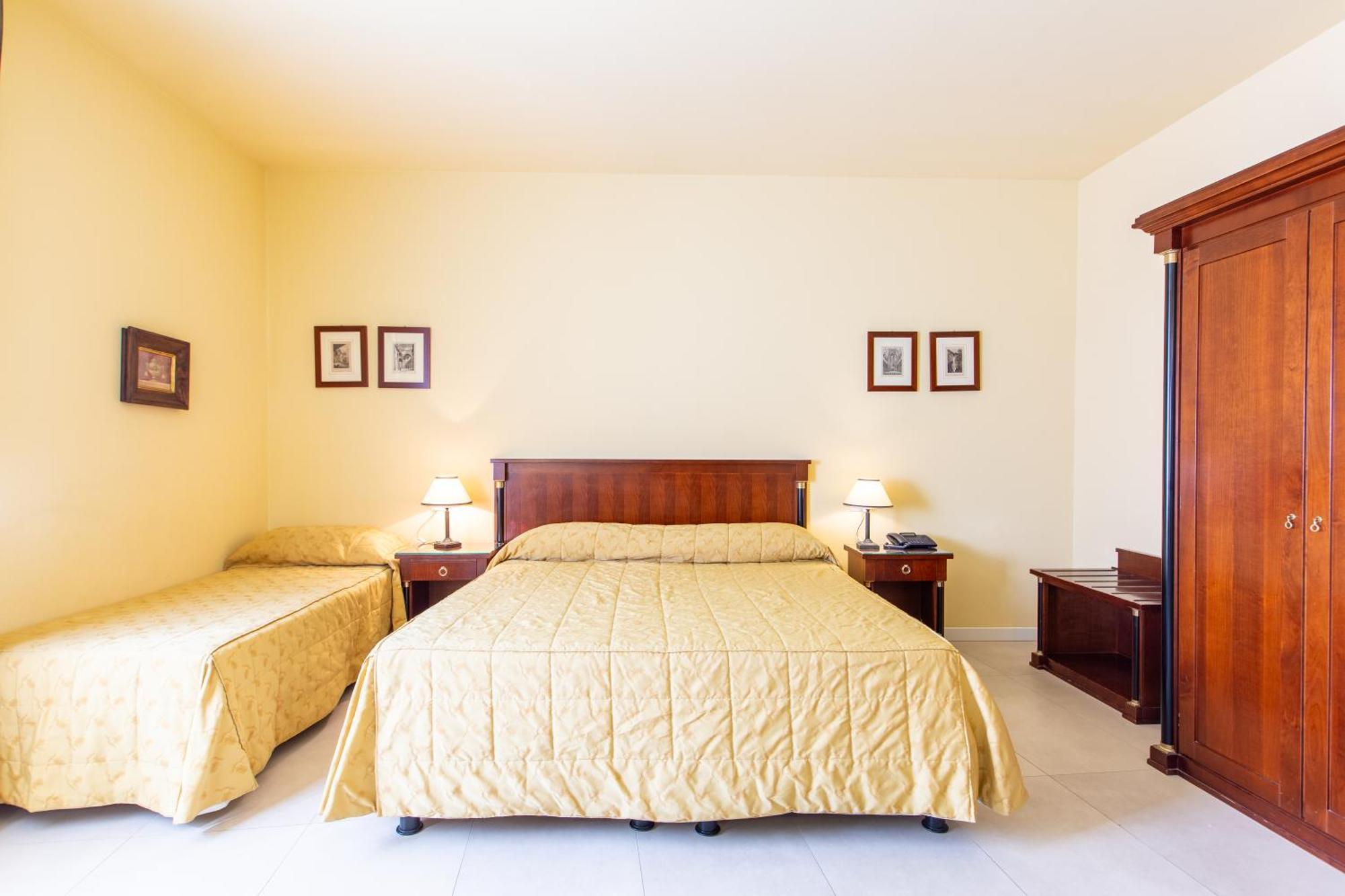 Hotel Sant'Andrea Равенна Экстерьер фото