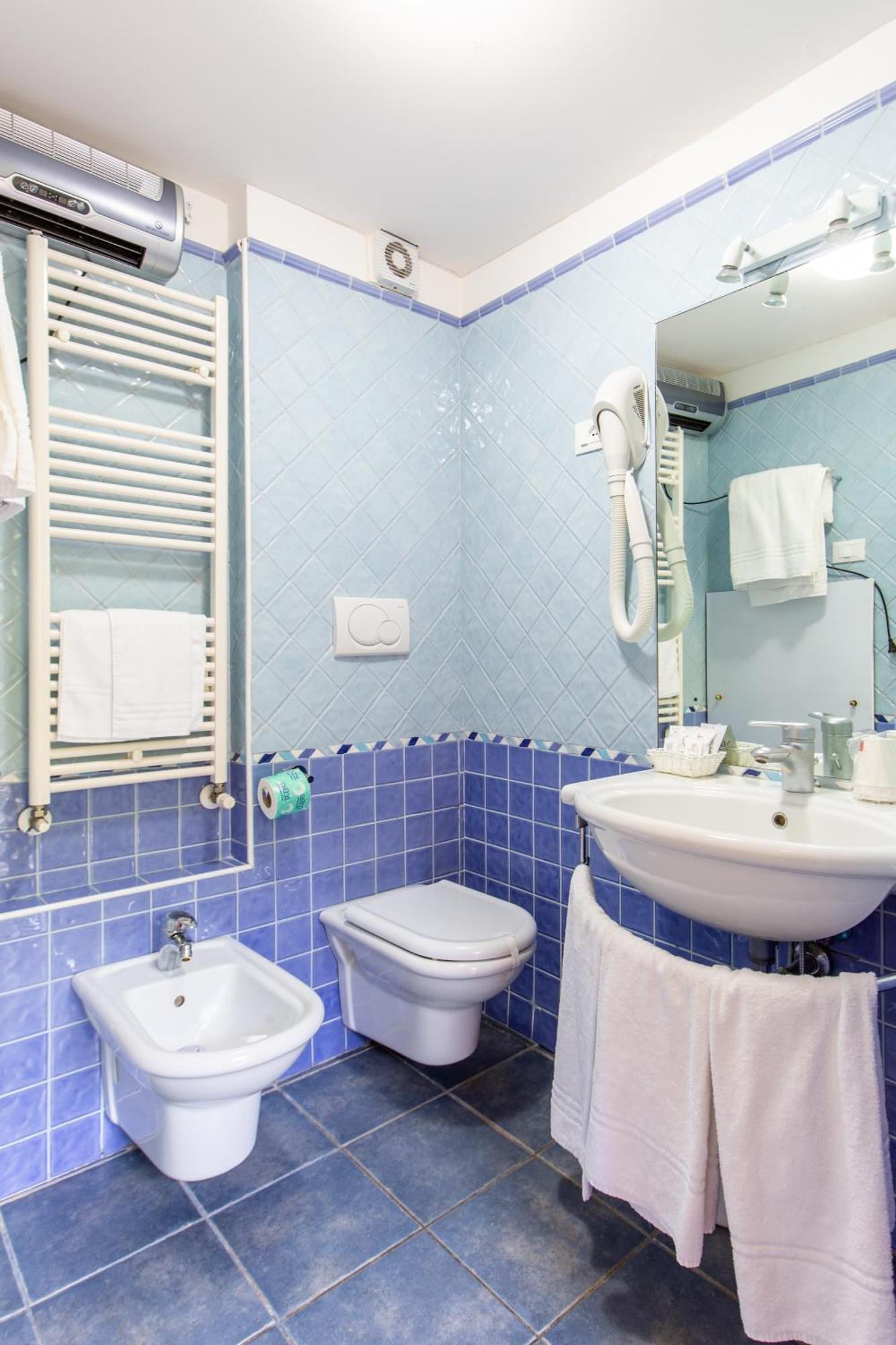 Hotel Sant'Andrea Равенна Экстерьер фото